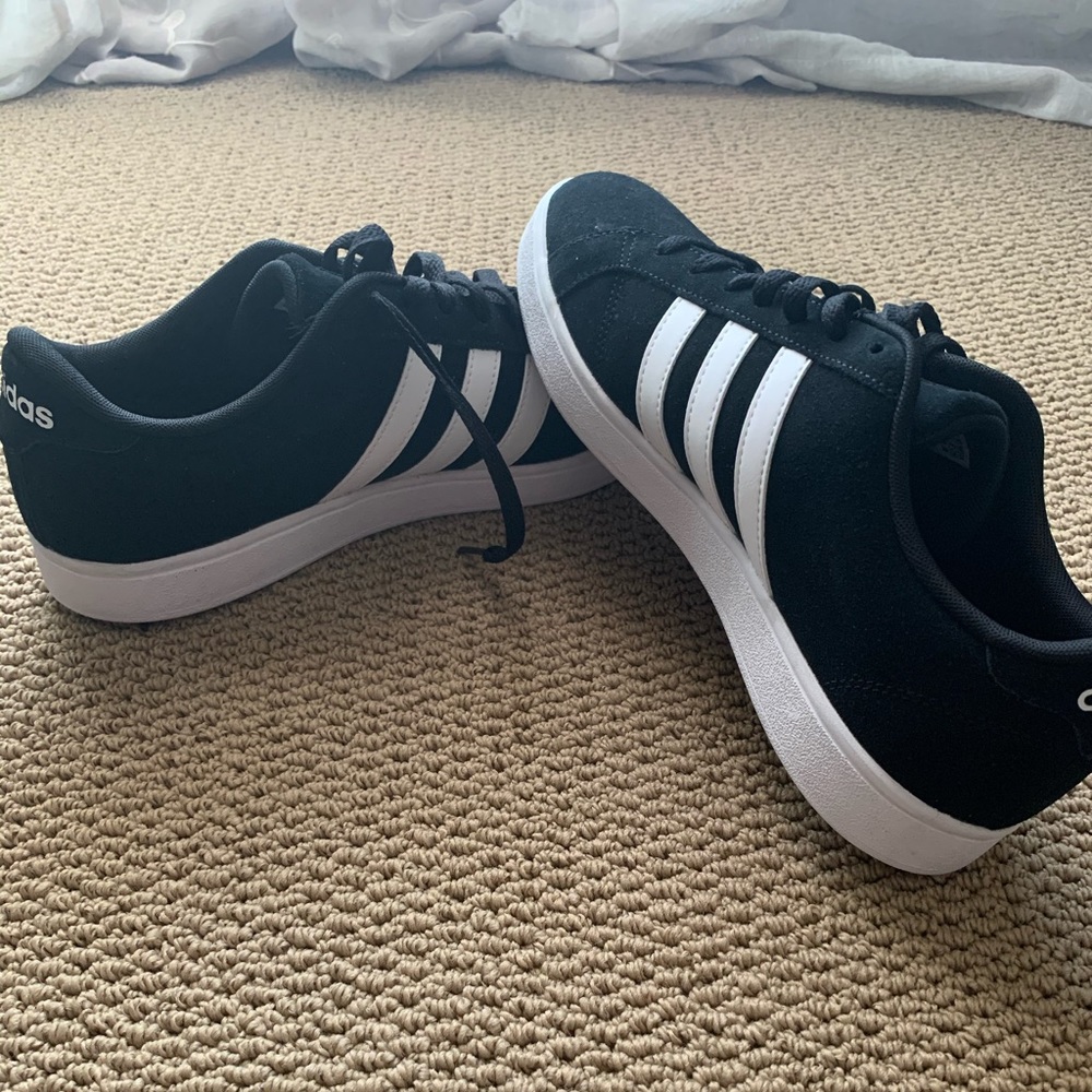 Adidas Neo